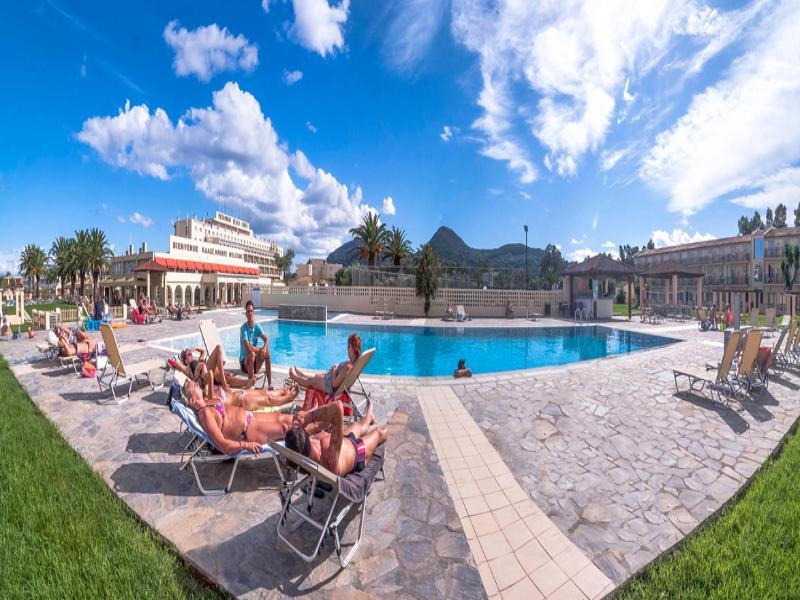 Messonghi Beach Holiday Resort Moraitika Exterior foto