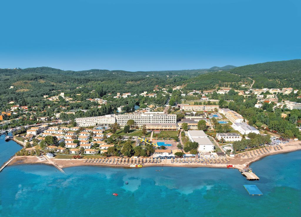 Messonghi Beach Holiday Resort Moraitika Exterior foto